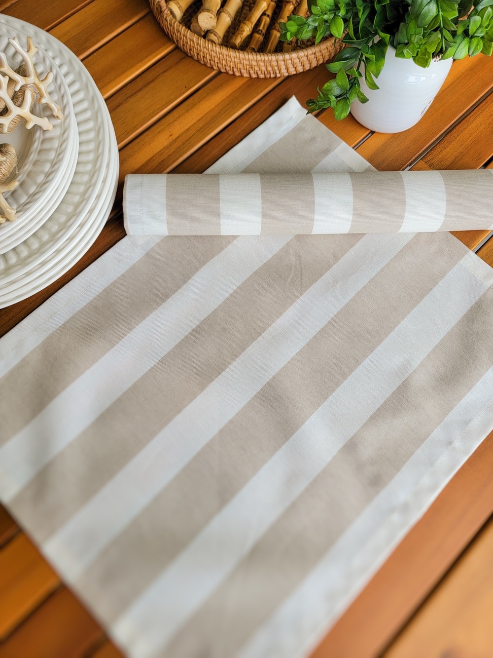 Set of 6 Neutral Cream Stripes Placemats